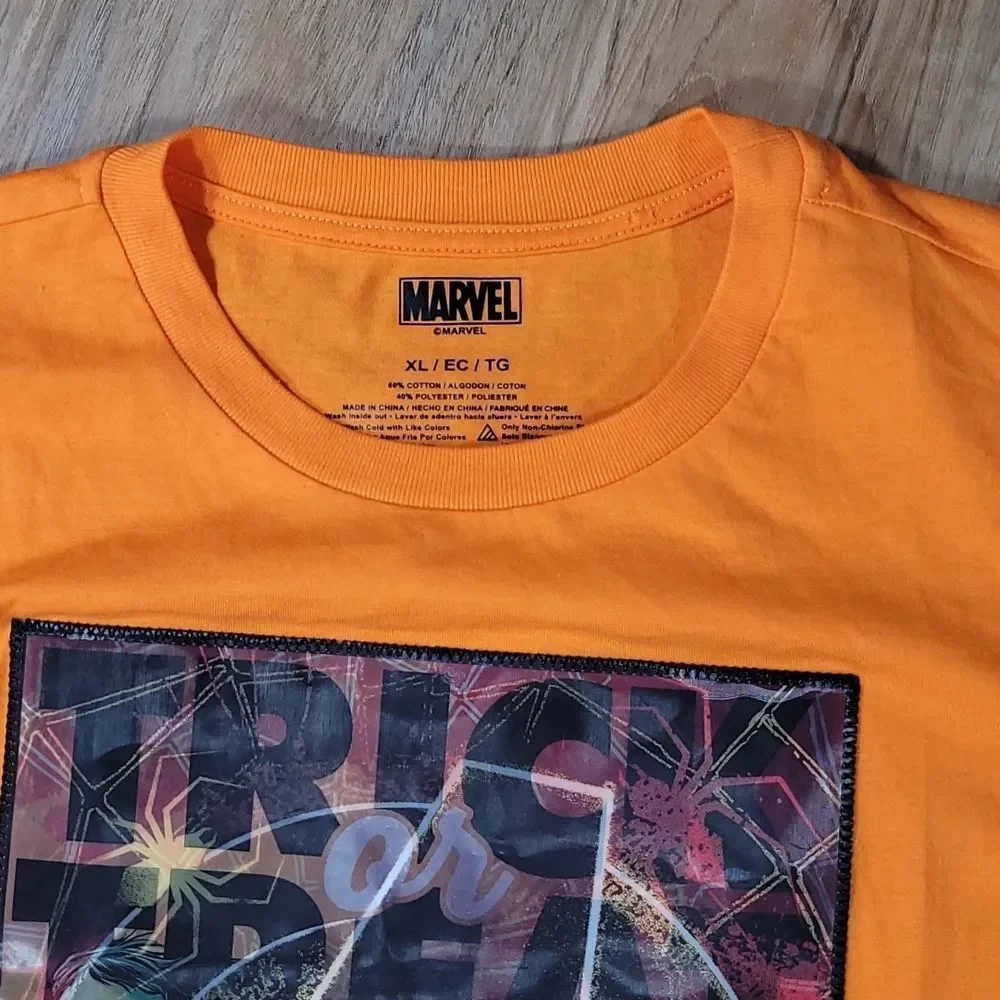 🔹️NWT Marvel Orange Halloween Lenticular Short Sleeve Top Youth XLarge